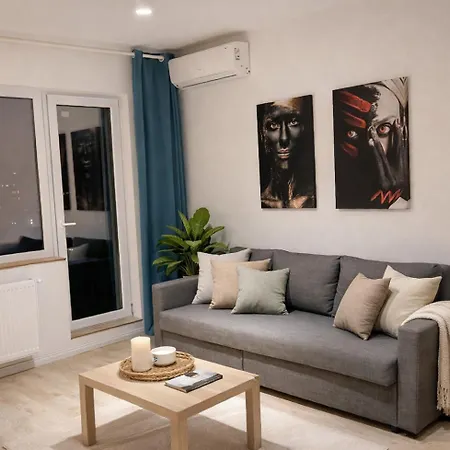 Cool Corner Apartment Bucharest